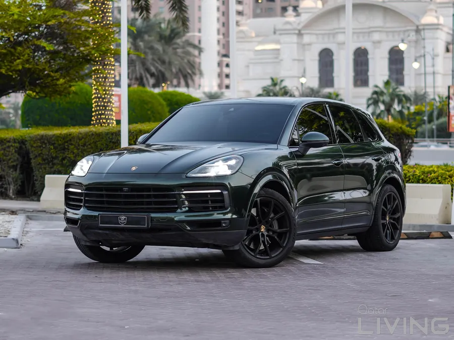 Porsche cayenne S 2019 under warranty 