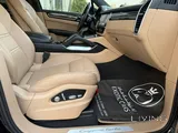 Porsche cayenne turbo 2019