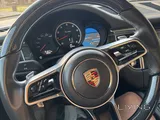 Porsche Macan 3.6L Turbo w/ Performance Package