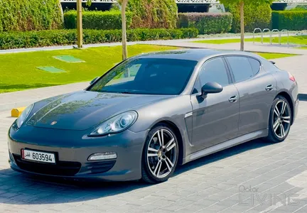 Porsche Panamera  2013