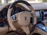 Porsche Panamera 4