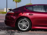 Porsche Panamera 4