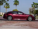 Porsche Panamera 4