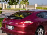 Porsche Panamera 4