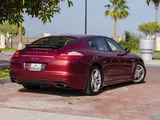 Porsche Panamera 4