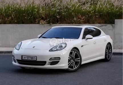 Porsche Panamera S 2012