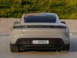 Porsche Taycan 2022