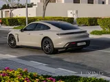 Porsche Taycan 2022