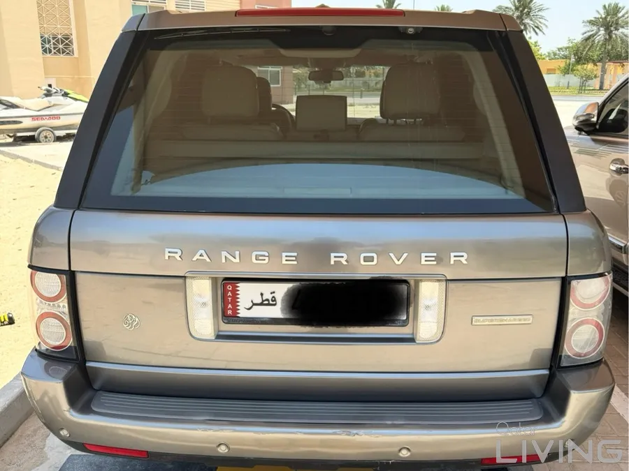 Range Rover Supercharged 5.0 V8 2010 Perfect Condition For Sale