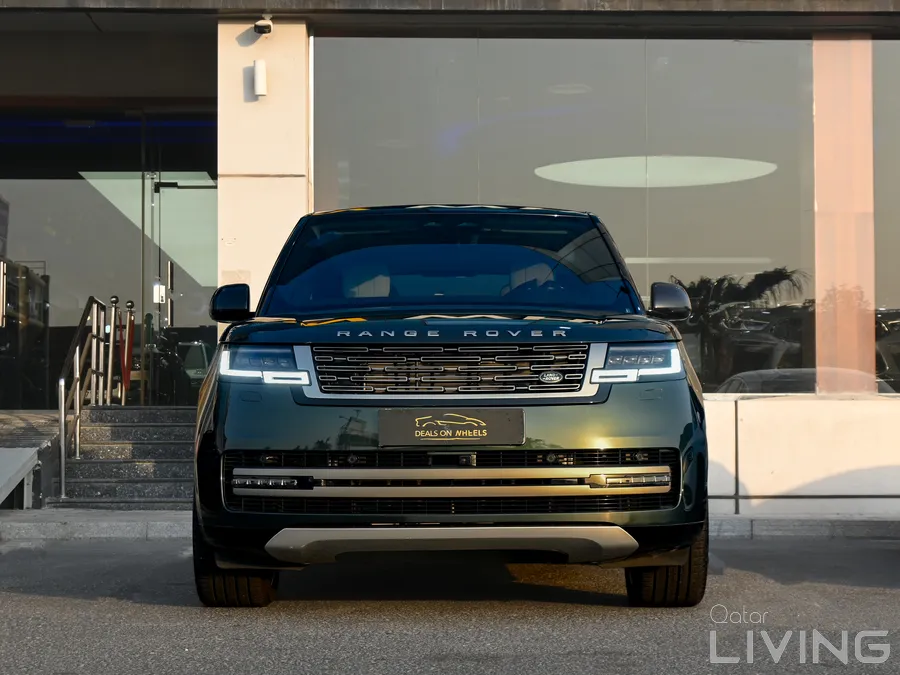 Range Rover Vogue HSE. Model 2024.