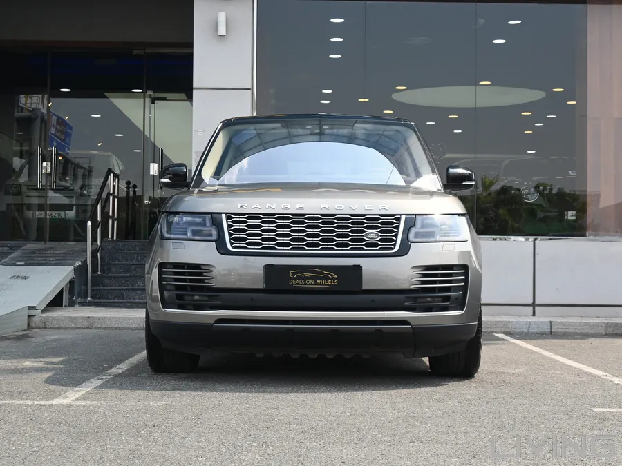 Range Rover Vogue. Model 2018.