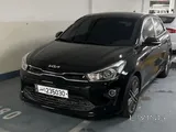 Selling Kia Rio 2022 Hatchback