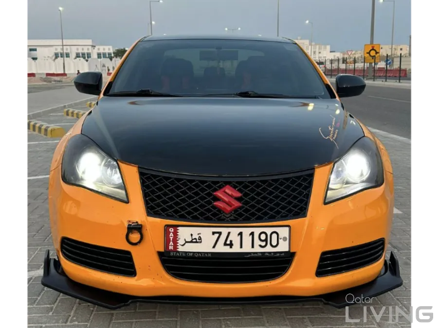 Sporty look Suzuki Kizashi 2015
