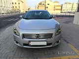 Super clean 2011 Nissan Maxima (full option)