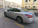 Super clean 2011 Nissan Maxima (full option)