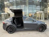 Tesla model x 2018