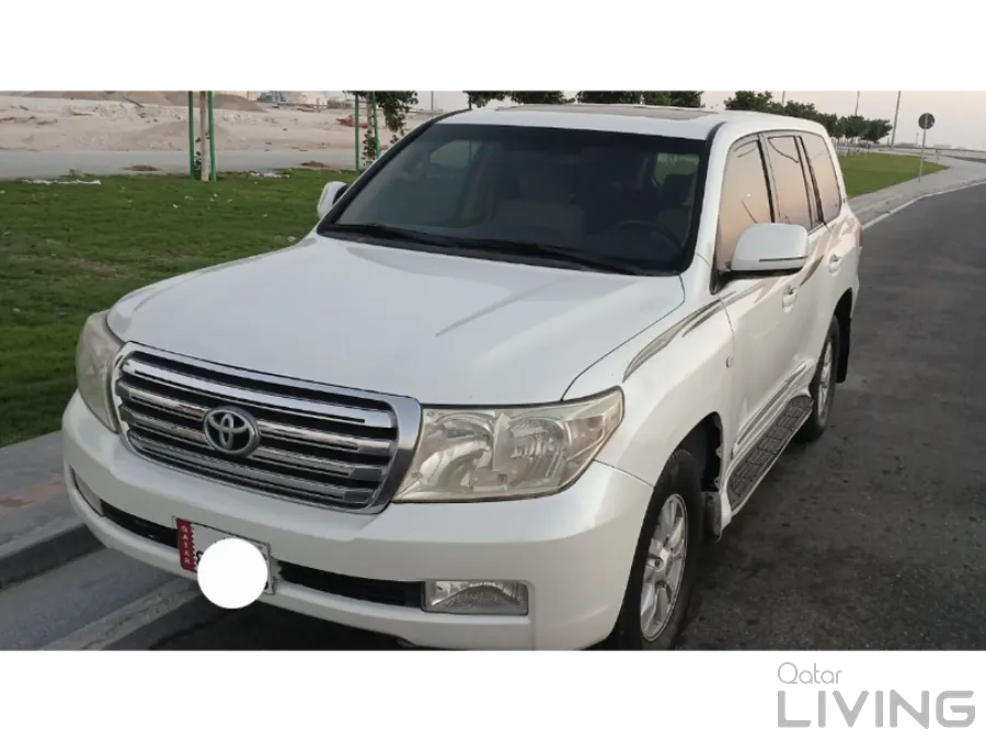 Toyota 2011 GXR V8 KM278