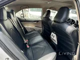 Toyota Camry Hybrid LE 2022