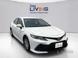 Toyota Camry Hybrid LE 2022
