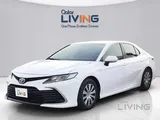 Toyota Camry LE Hybrid 2021