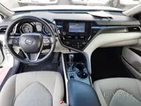 Toyota Camry LE Hybrid 2021