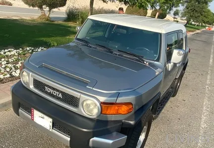 Toyota FJ Cruiser  2010