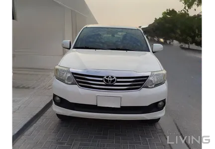 Toyota Fortuner SR5 2015