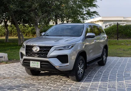 Toyota Fortuner  2024
