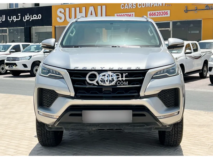 Toyota Fortuner Standard 2022 V4