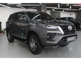 Toyota Fortuner Standard 2023 V6