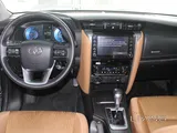 Toyota Fortuner Standard 2023 V6