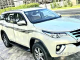 Toyota Fortuner V6 SR5 4WD – Full Option (Not Base Model) in low mileage