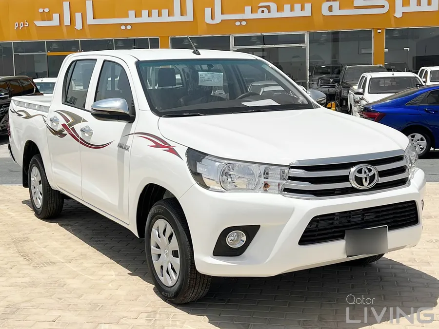 Toyota Hilux SR5 2025
