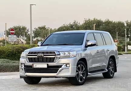 Toyota Land Cruiser VXR 2021
