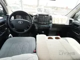 Toyota Land Cruiser G 2011