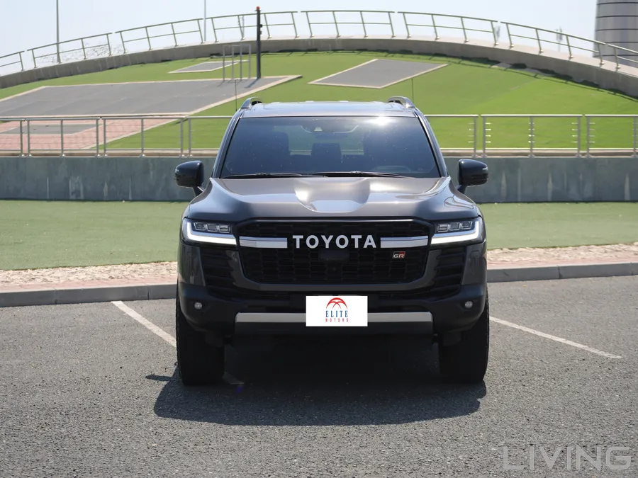 Toyota - Land Cruiser  GR Sport - Twin Turbo / 3.5 L