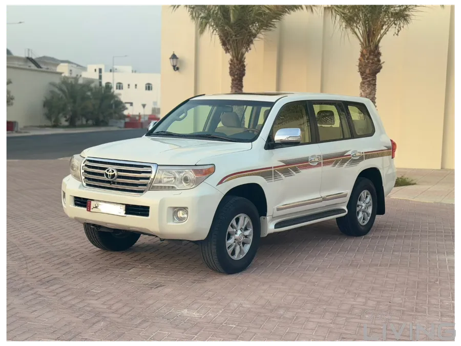 Toyota Land Cruiser GXR 2013