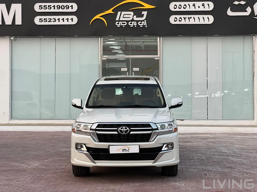 Toyota Land Cruiser GXR 2016