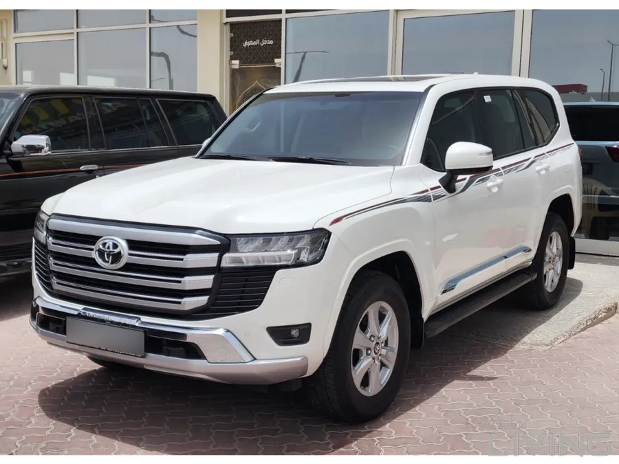 Toyota Land Cruiser GXR 2024
