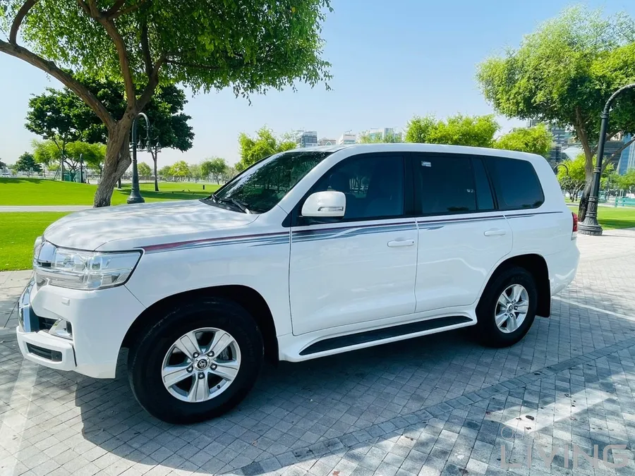 TOYOTA LAND CRUISER GXR V6