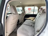 Toyota Land Cruiser GXR V6 2025