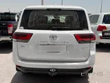 Toyota Land Cruiser GXR V6 2025