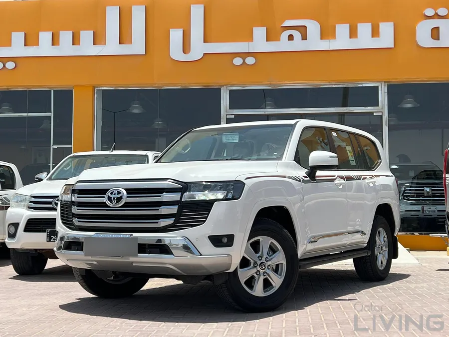 Toyota Land Cruiser GXR V6 2025