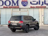Toyota Land Cruiser Standard 2010