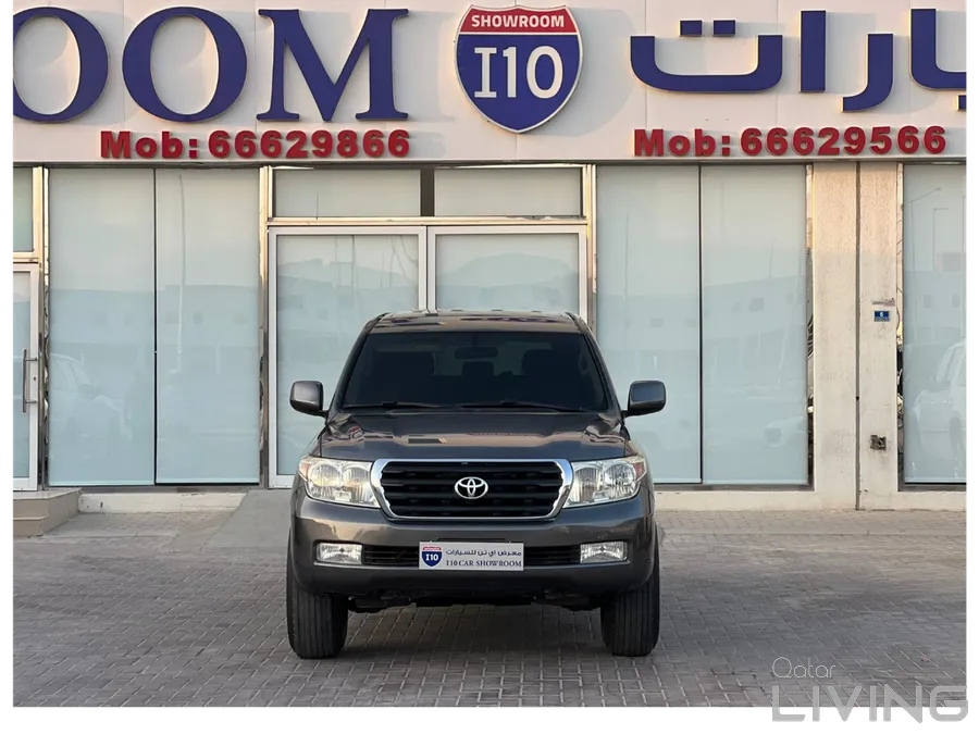 Toyota Land Cruiser Standard 2010