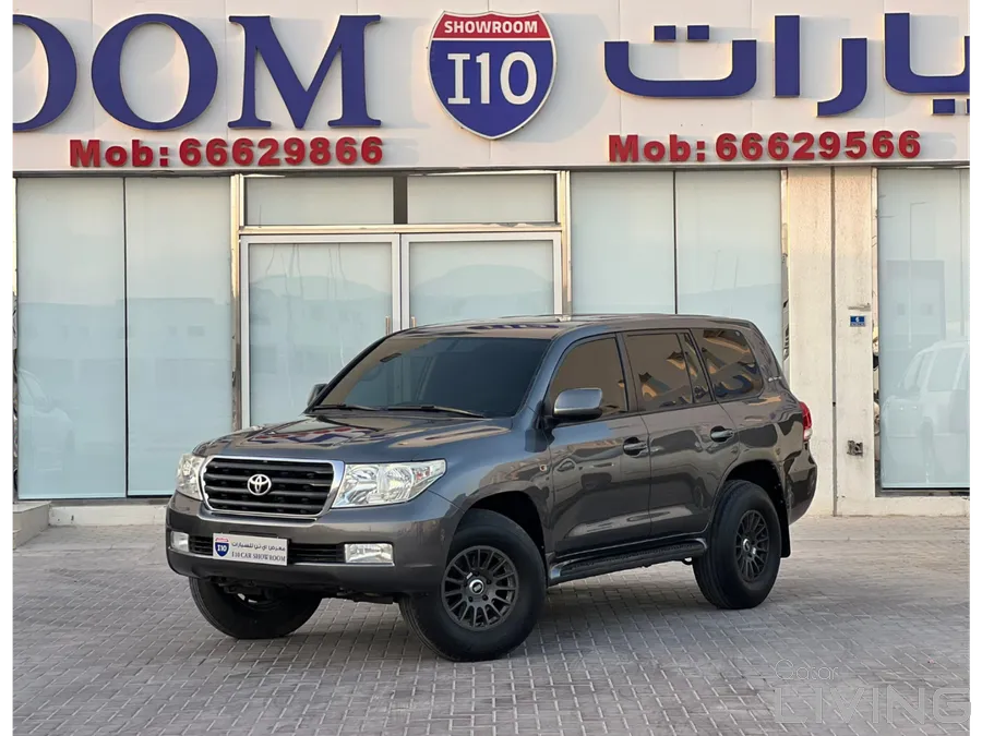 Toyota Land Cruiser Standard 2010
