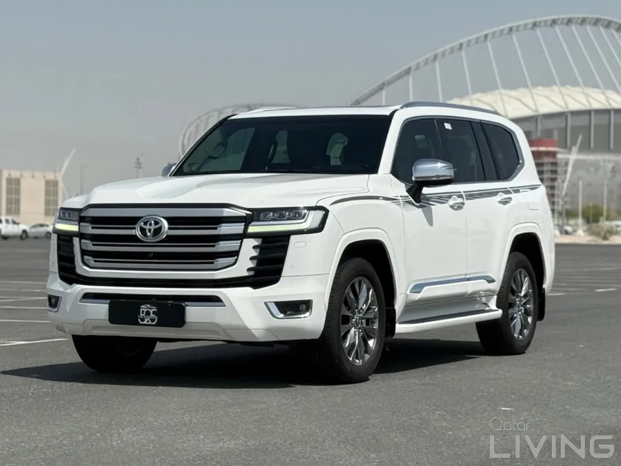 Toyota Land Cruiser VX 2023