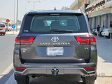 Toyota Land Cruiser VX 2023