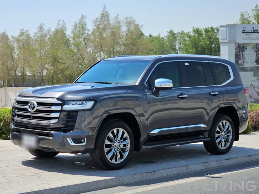 Toyota Land Cruiser VX 2023
