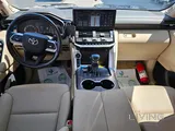 Toyota Land Cruiser VX 2023